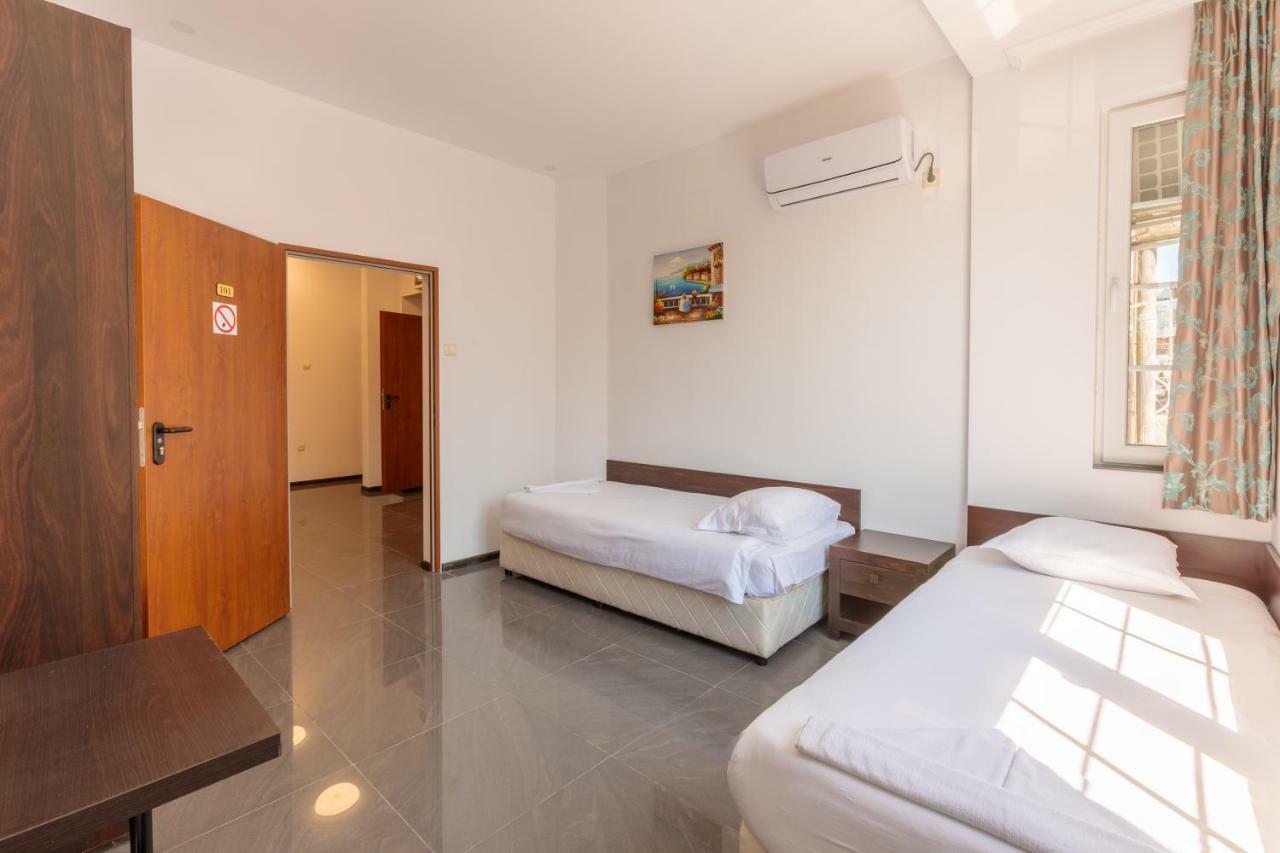 Seaside Guest Rooms Burgas Stad Buitenkant foto