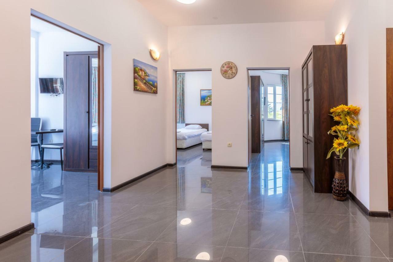 Seaside Guest Rooms Burgas Stad Buitenkant foto